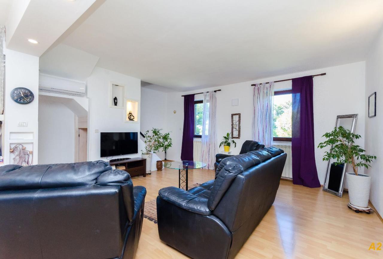 Apartments Stanislava Fažana Zewnętrze zdjęcie